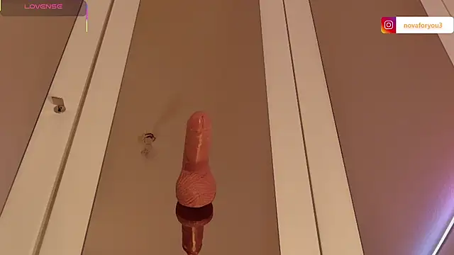 Chat +18 de Nova-Lee ao vivo