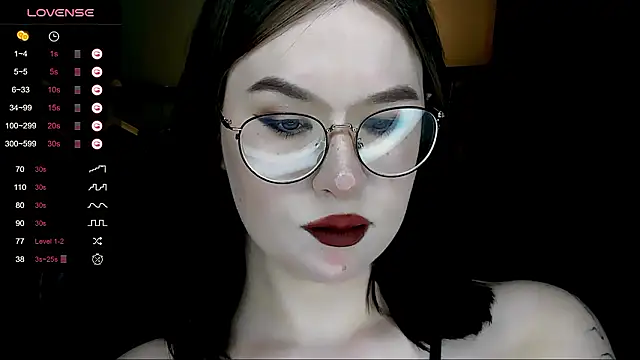 แชท XXX สดของ MyNameIsLilith