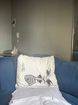 Онлайн чат XXX Curveysinaa