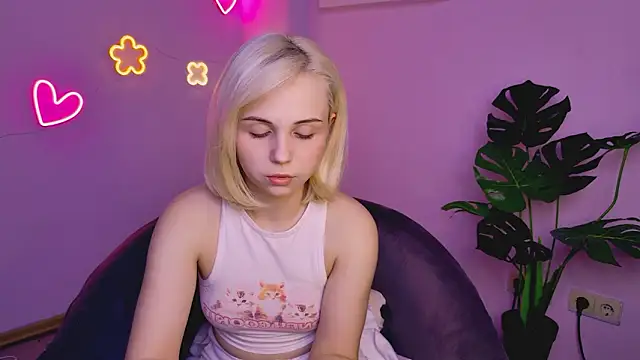 ElenaMonroe's Live XXX Chat