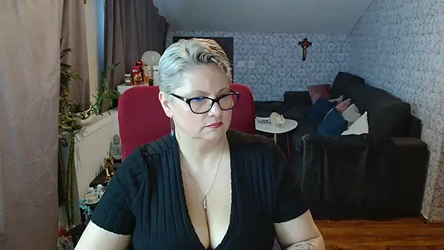 bigtits4you 现场XXX聊天