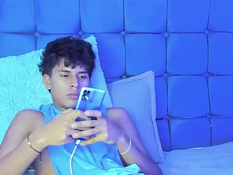 Valentino_Lane Live XXX Chat