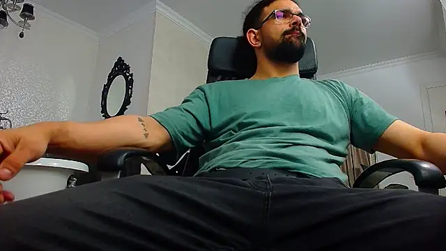 Živý XXX chat KysonRhodes