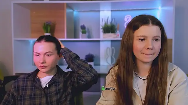 colla_white: απευθείας συνομιλία ΧΧΧ