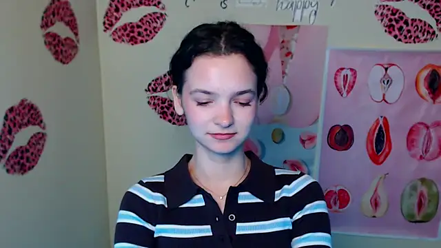 _SusieSu_'s Live XXX Chat