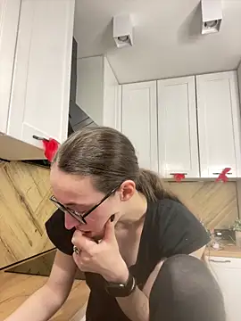 MartiniiSelenna: онлайн-секс-чат