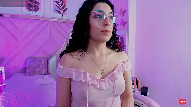 DemiJones_ Chat XXX in diretta