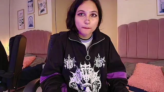 XXX chat uživo modela Hanabie_