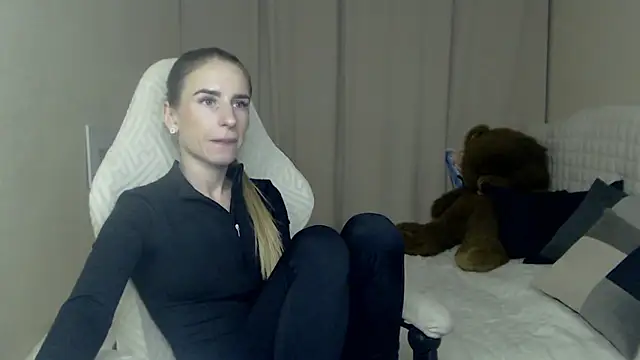 DeboraHorny Live XXX Chat