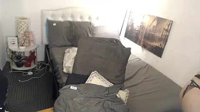 دردشة NinaDOM4CUM الجنسية المباشرة