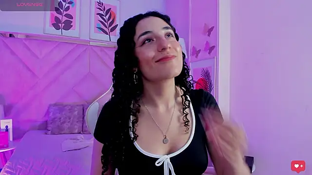 Онлайн чат XXX DemiJones_