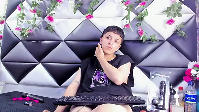 Megan_Thompson_'s Live XXX Chat