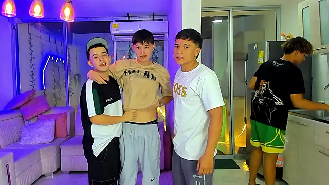 Houseofwarrios' Live XXX Chat