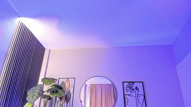 Chat +18 de KaylaLuxx_ ao vivo