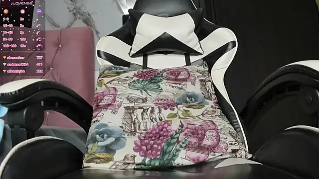 Chat XXX Live EroticAzir