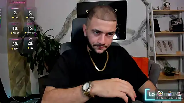 MaximusClark Live XXX-chat