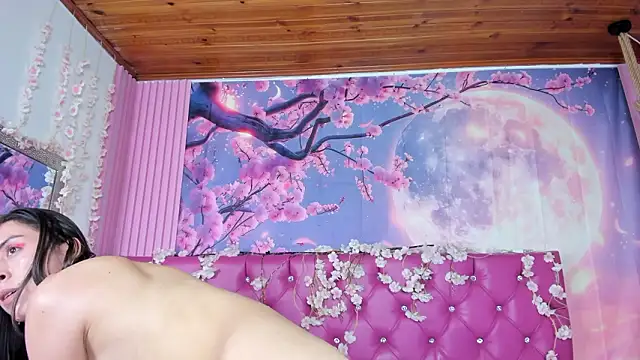 Sara_Davina 即時 XXX 聊天