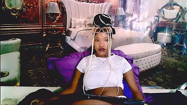 EroticSexyPrada's Live XXX Chat