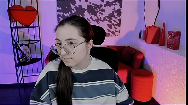 Chat +18 de VirtuallVoyant ao vivo