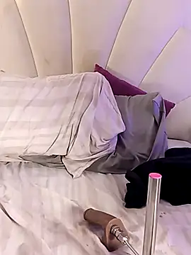 Kaylachannell's Live XXX Chat