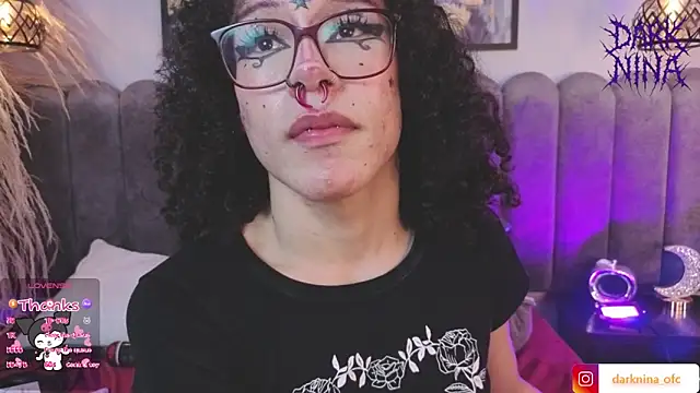 Dark_nina_ Adlı Modelin Canlı XXX Sohbeti