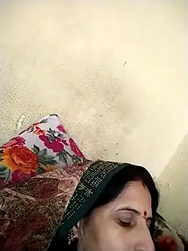 Hot_liya54 webkamerás műsora