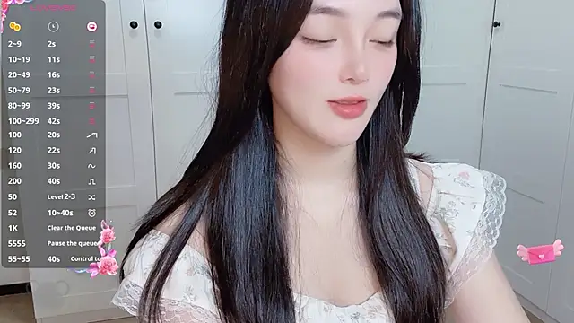 Koibear Chat XXX in diretta