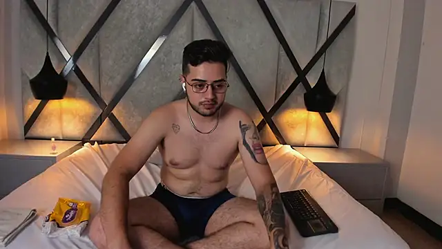 Ethan_Greys' Webcam Show