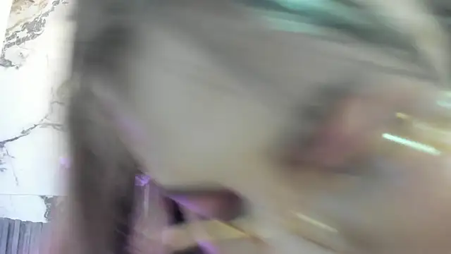 Kitty_Bms_'s Live XXX Chat