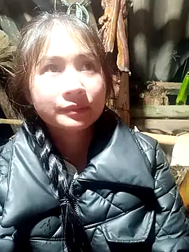 Him_MountainGirl Chat XXX in diretta