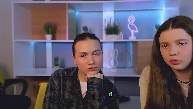 colla_white élő XXX-chatje