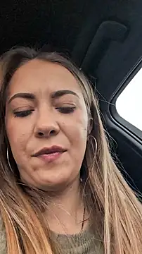 Онлайн чат XXX Risky_julia2330