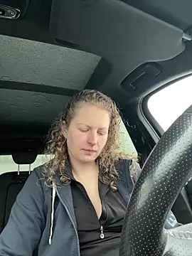 Girlnina-1995's Live XXX Chat