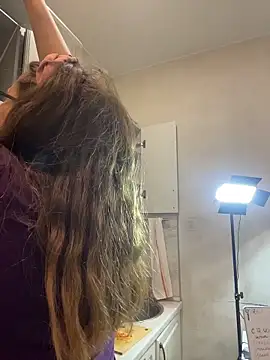 DienkaGreen's Live XXX Chat