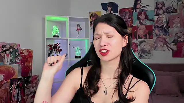 SaraDenars Chat XXX live