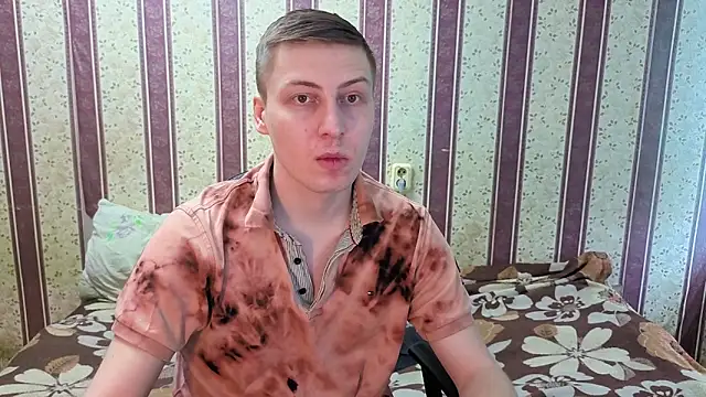 darienlarge's Webcam Show