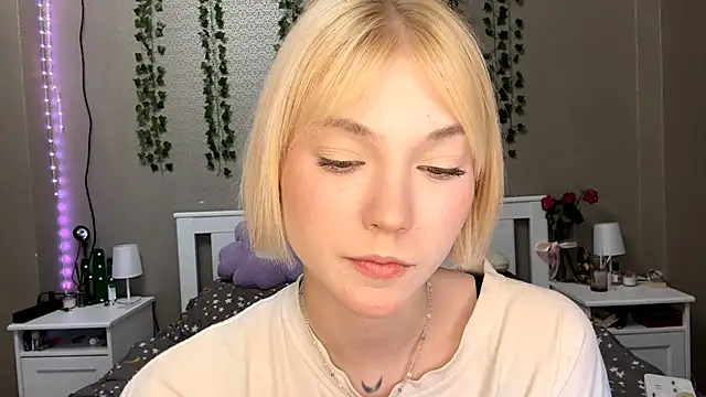 Chatroom XXX en direct de LlsabethHaze