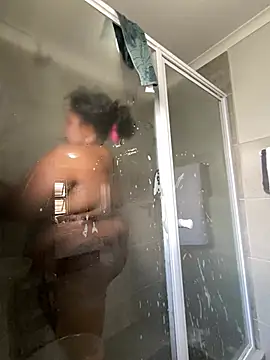 MissLola27 Chat XXX in diretta