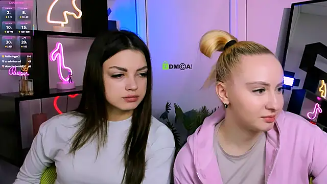 mila_glow1 élő XXX-chatje