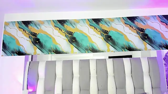 Chat +18 de IsaDiiaz ao vivo