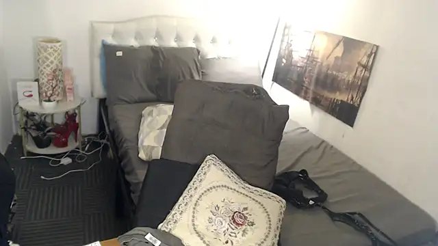 Chatroom XXX en direct de NinaDOM4CUM