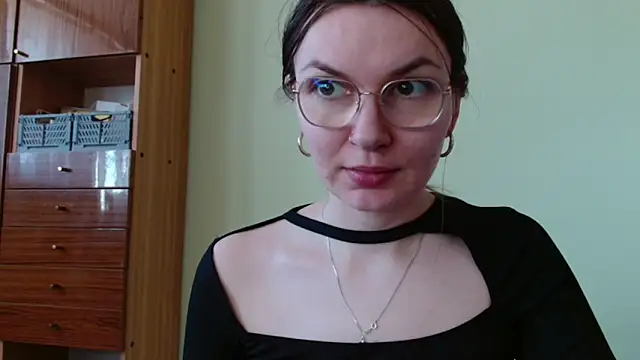 XXX chat uživo modela LooveELLYx