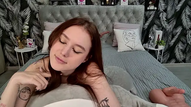 CarolineTenders' Live XXX Chat