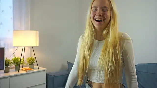 BuffyArdaly 即時 XXX 聊天