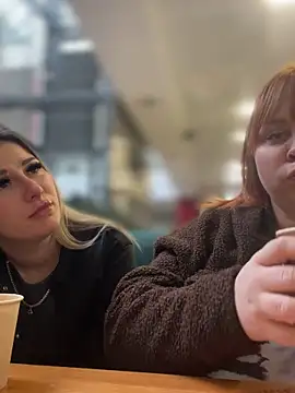 BigboobsDream99 即時 XXX 聊天