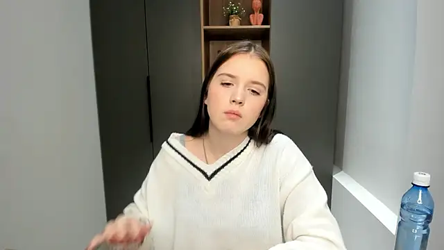 XXX chat uživo modela ErickaWoodrich