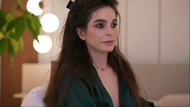 DoviaClaire's Live XXX Chat