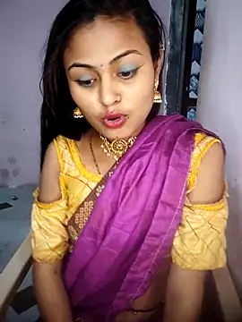 Show modela Khatta_Meeth na web-kameri