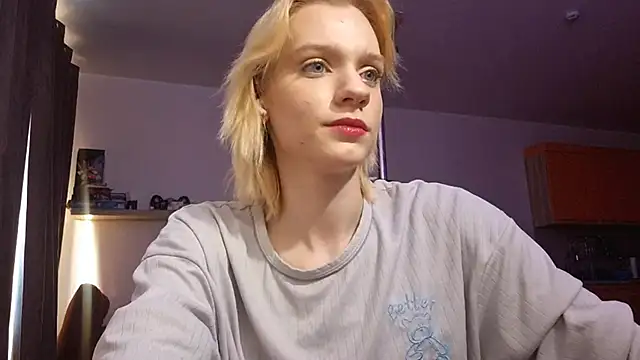 AuraNevera's Live XXX Chat