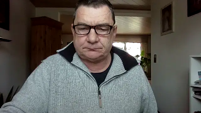 دردشة Nobbie444 الجنسية المباشرة